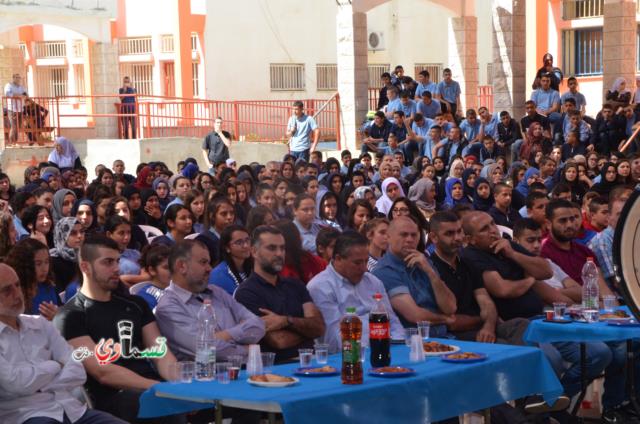  فيديو: إعدادية ابن سينا تُكرم طلابها الرياضيين الأبطال في القطاعات الرياضية المتعددة بمشاركة الرئيس عادل بدير
